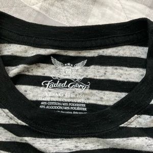 Stripe T Shirt black and health gray. Super comfortable!